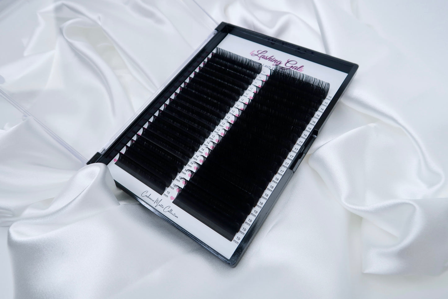 XL Tray Volume Lash Extensions